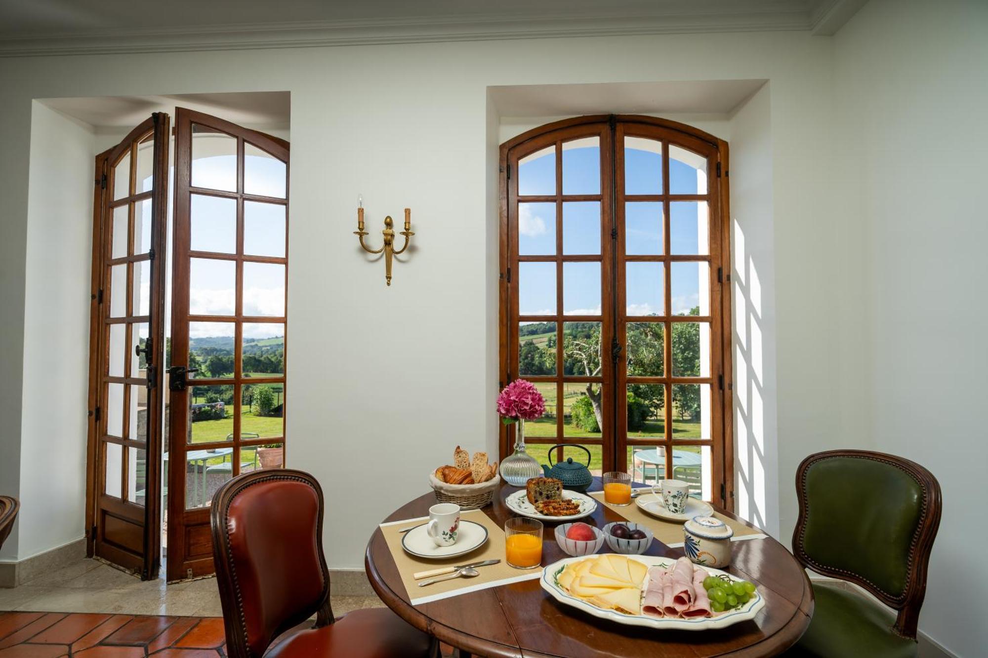 Le Relais Du Faget Otel Oloron-Sainte-Marie Dış mekan fotoğraf