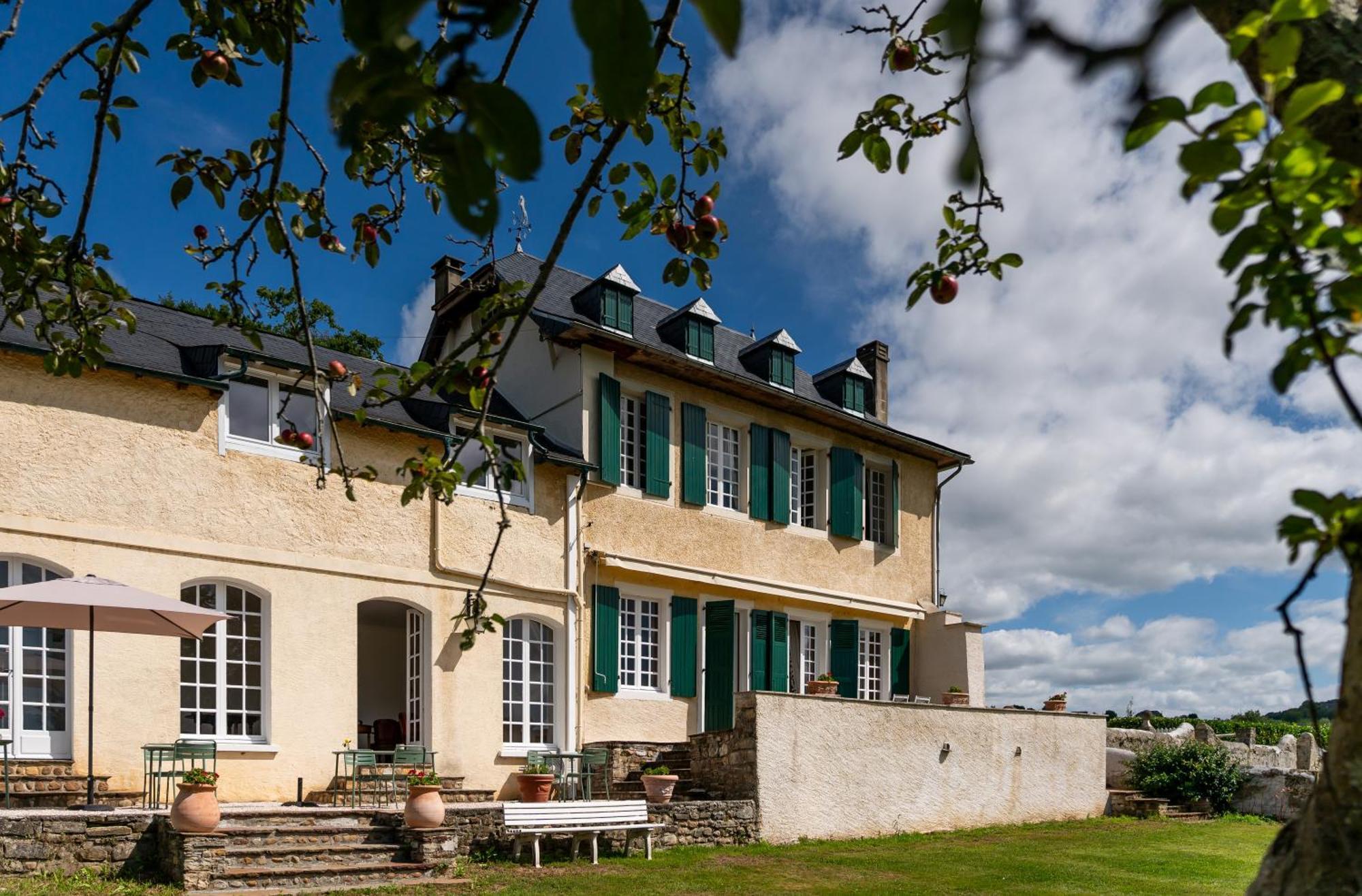 Le Relais Du Faget Otel Oloron-Sainte-Marie Dış mekan fotoğraf